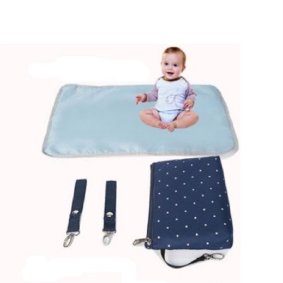 New Large Navy Backpack / Baby Diaper Bag with Accessories Large Capacit… - Picture 7 of 10